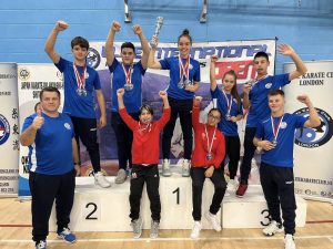 Read more about the article Sportivii de la CS Târgoviște, de opt ori pe podium în Anglia, la turneul Elite International Karate Open
