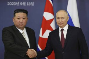 Read more about the article Casa Albă: Coreea de Nord a livrat recent Rusiei „peste o mie de containere” cu echipamente militare