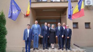 Read more about the article Ministrul economiei, în vizită la uzinele de armament dâmbovițene