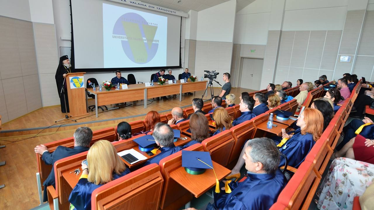 You are currently viewing MESAJUL ÎNALTPREASFINȚITULUI PĂRINTE ARHIEPISCOP ȘI MITROPOLIT NIFON CU OCAZIA DESCHIDERII NOULUI AN UNIVERSITAR UNIVERSITATEA „VALAHIA” DIN TÂRGOVIȘTE – 2 OCTOMBRIE 2023