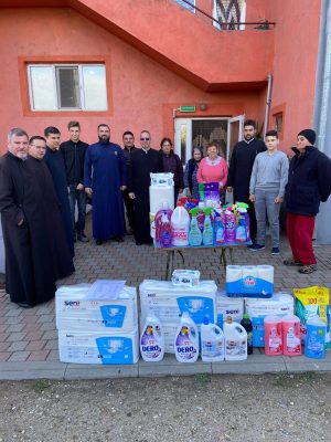 Read more about the article BISERICA SUSȚINE ÎN MOD CONSTANT INSTITUȚIILE SOCIALE DIN COMUNITATEA NOASTRĂ LOCALĂ