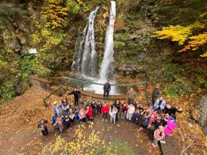 Read more about the article Parcul Natural Bucegi, alegerea cadrelor didactice pentru școala altfel