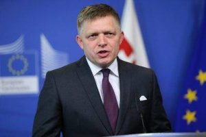 Read more about the article Slovacia anunţă încetarea ajutorului militar pentru Ucraina