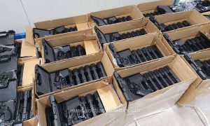 Read more about the article Un camion cu peste 1.500 de pistoale a încercat să treacă granița spre Ucraina, pe la vama Isaccea