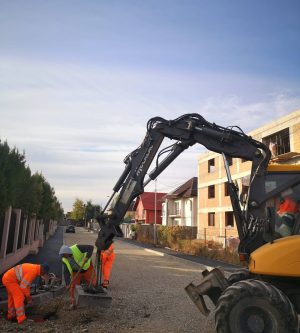 Read more about the article Strada Costache Olăreanu, din microraionul III, face obiectul unor ample lucrări de modernizare
