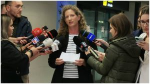 Read more about the article Soția românului răpit de Hamas a venit la București să ceară ajutor