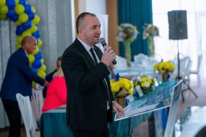 Read more about the article Tică Dan Alexandru: vor beneficia de un sprijin de 500 de lei aproape 12 mii de copii din școlile și grădinițele din Dâmbovița