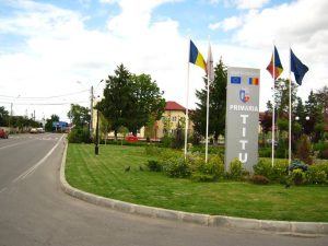 Read more about the article La Titu se lucrează la un bloc de locuințe sociale
