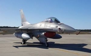 Read more about the article MApN: A avut loc primul zbor, al unui pilot român, în cadrul Centrului European de Instruire F-16