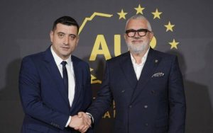 Read more about the article Sorin Constantinescu se retrage din AUR la doar două zile după înscrierea în partid