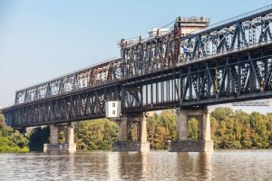Read more about the article Circulaţia pe Podul Prieteniei de la Giurgiu-Ruse se va desfăşura pe o singură bandă timp de patru zile