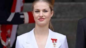 Read more about the article Prinţesa Leonor, moștenitoarea tronului Spaniei, a depus jurământul față de Constituție