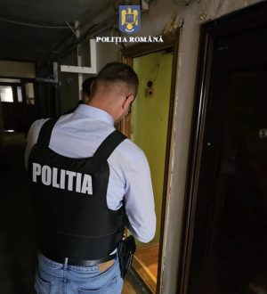 Read more about the article VIDEO: PERCHEZIȚII LA PERSOANE DIN DÂMBOVIȚA, BĂNUITE DE EVAZIUNE FISCALĂ! PREJUDICIUL ESTE URIAȘ!