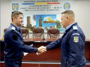 Read more about the article DÂMBOVIȚA: 22 de jandarmi au fost avansați în grad cu ocazia Zilei Naţionale a României