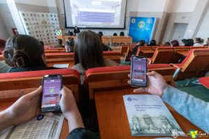 Read more about the article Studenții Facultății de Științe Economice din cadrul UVT au primit o lecție de educație financiară din partea unui specialist al BNR