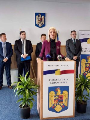 Read more about the article Alina Gorghiu, la Târgoviște: E de necrezut maniera în care creşte numărul de dosare în care sunt implicaţi minori