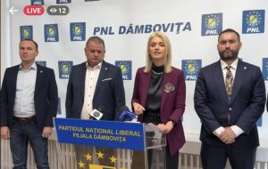 Read more about the article Virgil Guran: în Dâmbovița, dacă se construiește un coteț de găini, trebuie să fie toate autoritățile acolo, să taie o panglică, să spună că s-a construit din dragoste și pasiune pentru Dâmbovița