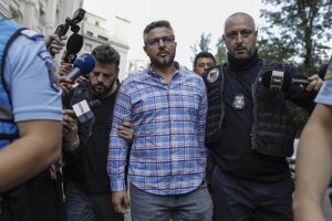 Read more about the article Patronii stației GPL din Crevedia au scăpat de închisoare și vor sta în arest la domiciliu