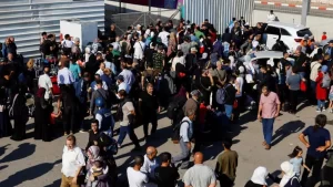 Read more about the article MAE: 103 cetățeni români din Fâșia Gaza și familiile acestora vor fi evacuați marți în Egipt