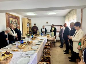 Read more about the article În casa parohială, proaspăt inaugurată, la Săteni, se dorește înființarea unui muzeu al satului