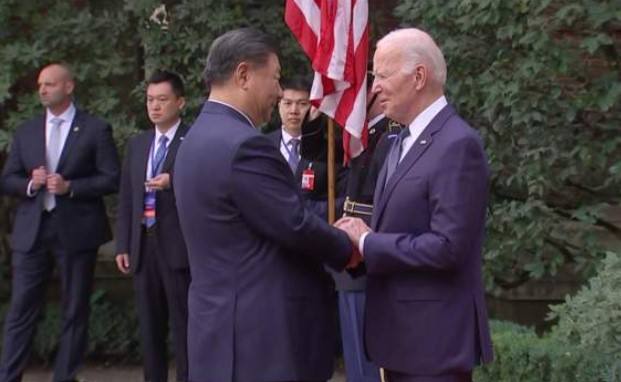 You are currently viewing Joe Biden l-a primit pe președintele chinez, Xi Jinping, la San Francisco