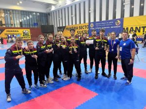Read more about the article Sportivii de la CS Târgoviște, de 17 ori pe podium la Cupa „Scorpion” de karate