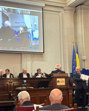 Read more about the article Mircea Mihăieș, distins cu Premiul “Titu Maiorescu” al Academiei Române pentru volumul său ‘’Finnegans Wake, 628. Romanul întunericului’’