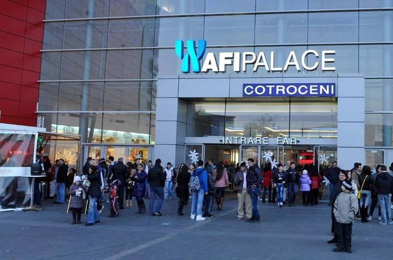 You are currently viewing Programul mall-urilor din București de Crăciun 2023