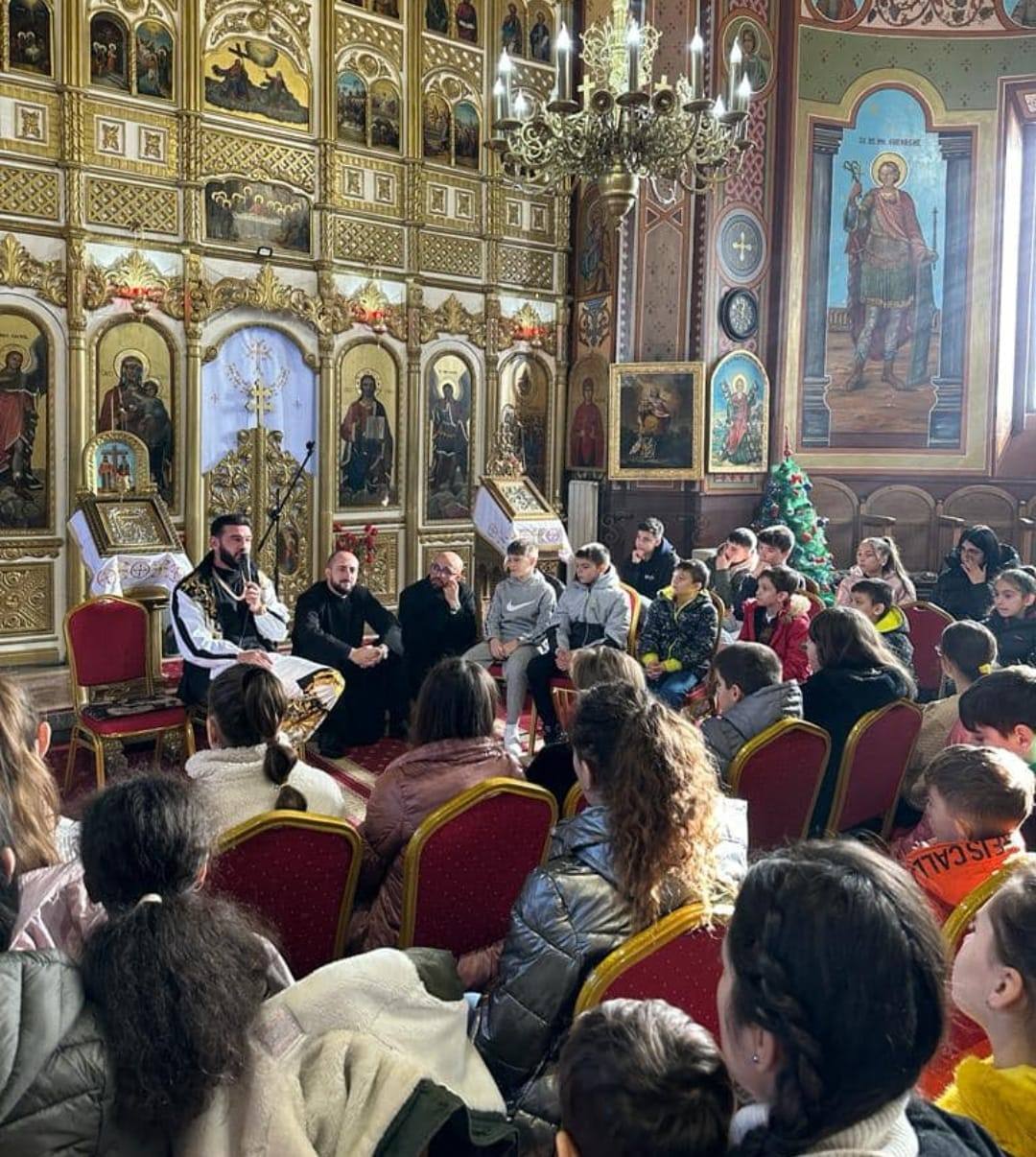 You are currently viewing Dorian Popa, lecții de viață pentru tinerii din Vulcana Băi