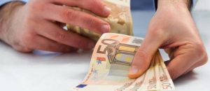 Read more about the article Profesoară de la Facultatea de Medicină a Universității „Dunărea de jos” din Galați, cercetată de DNA pentru luare de mită la concursurile de rezidențiat din 2023 și 2024