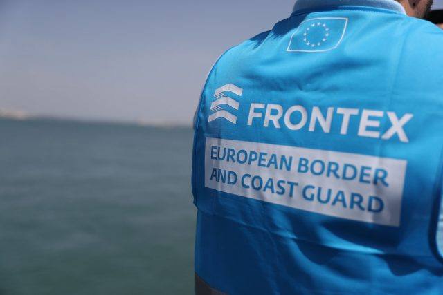 You are currently viewing Raport Frontex: Aproximativ 380 de mii de persoane au trecut ilegal granițele UE anul trecut