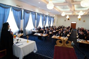 Read more about the article VIDEO – ARHIEPISCOPIA TÂRGOVIȘTEI LA MOMENTUL BILANȚULUI – APROAPE 6.000.000 LEI OFERIȚI CELOR AFLAȚI ÎN SUFERINȚE ȘI ÎN NEVOI