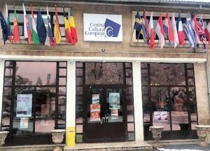 Read more about the article Centrul Cultural European Pucioasa: Să ne bucurăm împreună de frumusețea cuvintelor și a artei care definesc România noastră dragă!