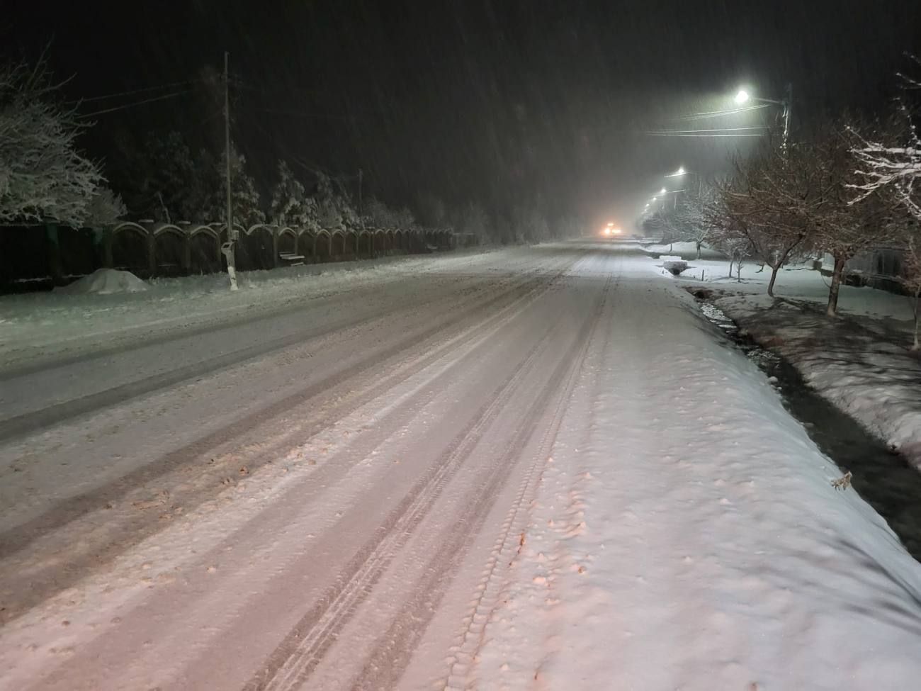 You are currently viewing Atenție, șoferi, se circulă în condiții de iarnă, în județul Dâmbovița
