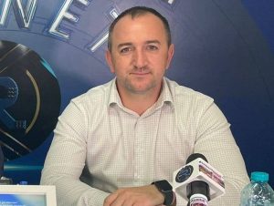 Read more about the article Dan Alexandru Tică: Evoluează ACASĂ, în Târgoviște!