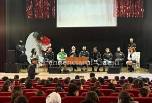 Read more about the article Penitenciarul Găești și IPJ Dâmbovița continuă seria activităților preventive în unitățile școlare dâmbovițene!