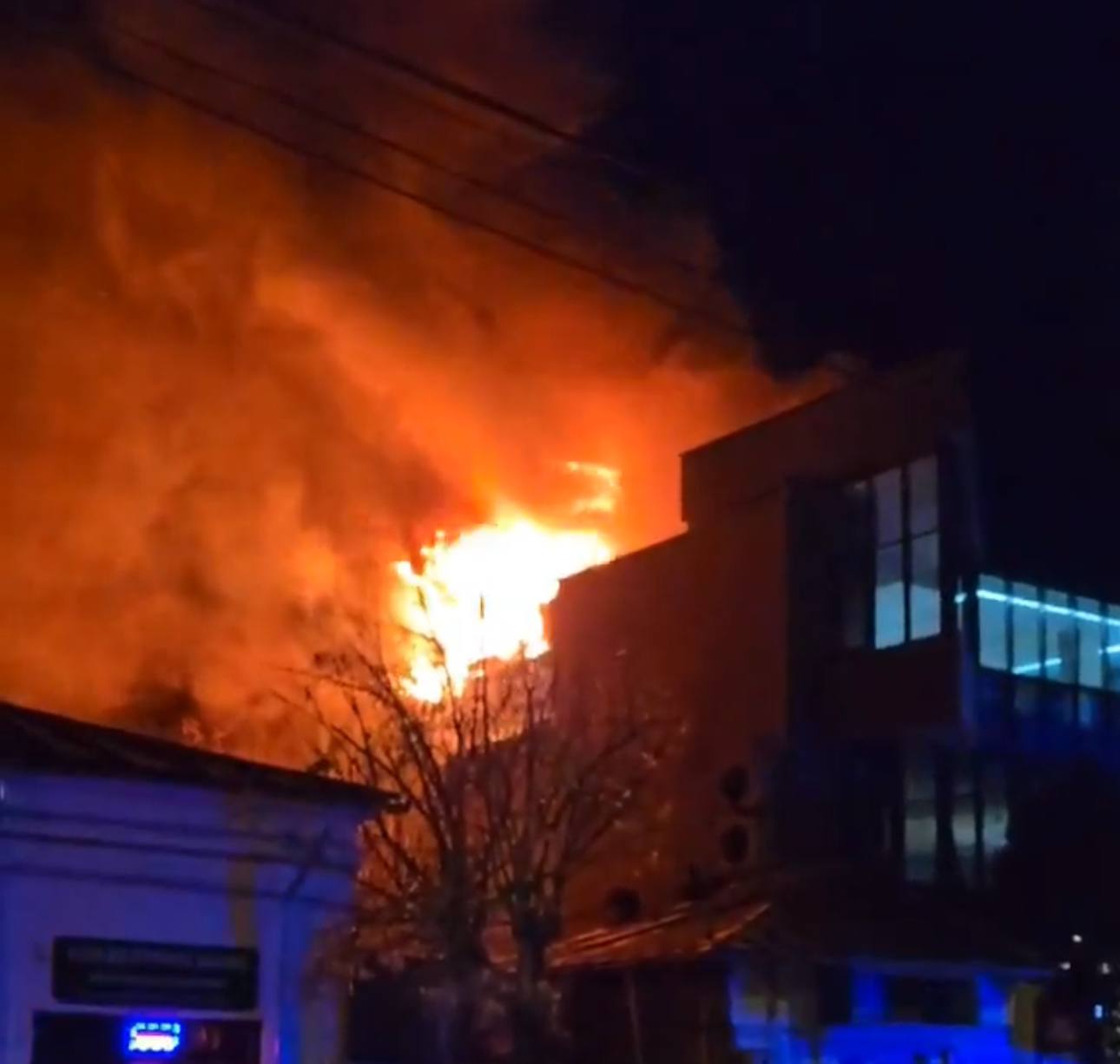 You are currently viewing Incendiu puternic la un restaurant din Pitești
