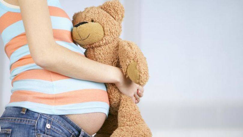 You are currently viewing În județul Dâmbovița sunt semnalate, în medie, anual între 100 și 200 de mame minore