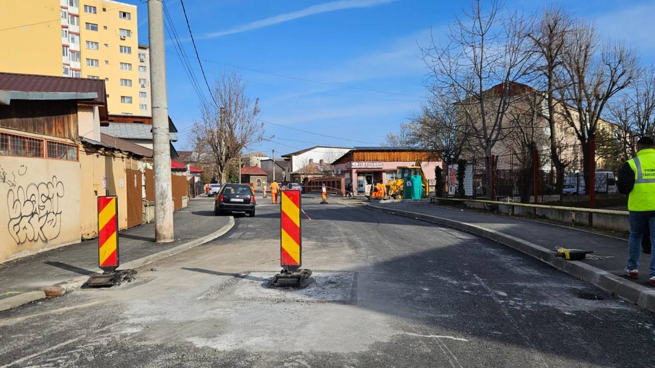 You are currently viewing Mai multe străzi din municipiul Târgoviște fac obiectul unor lucrări importante de reabilitare și modernizare