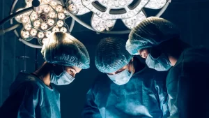 Read more about the article Un rinichi de porc modificat genetic a fost transplantat la un pacient în viață