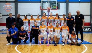Read more about the article Victorie pentru CSM Târgoviște în primul meci din play-off-ul Ligii Naționale de baschet feminin