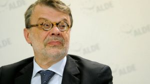 Read more about the article A murit fostul ministru al Culturii Daniel Barbu