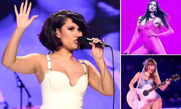 You are currently viewing Cântăreaţa şi compozitoarea Raye a câştigat, la gala BRIT, şase premii