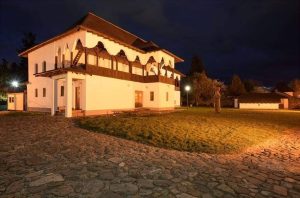 Read more about the article Ateliere educaționale, la Complexul Național Muzeal „Curtea Domnească”