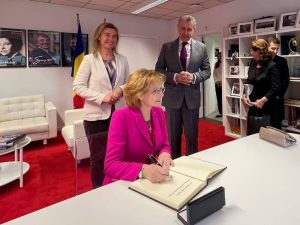 Read more about the article Custodele Coroanei Române a vizitat Colegiul Europei din Bruges – Belgia