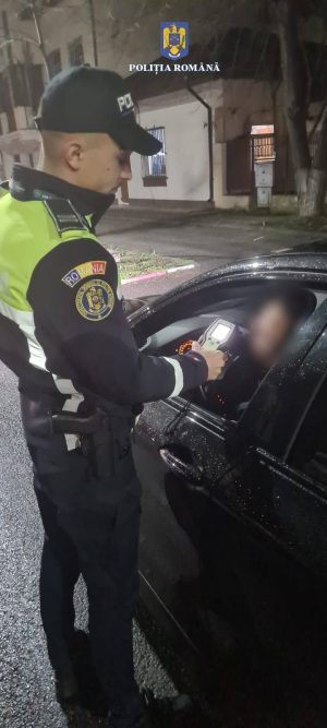 Read more about the article Polițiștii găeșteni în acțiune! Aproape 100 de sacțiunți contravenționale au fost aplicate într-o singură zi!