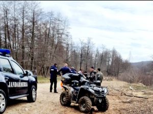 Read more about the article Pasionați de ATV-uri depistați de jandarmi în fondul forestier al localităților Cândești și Tătărani