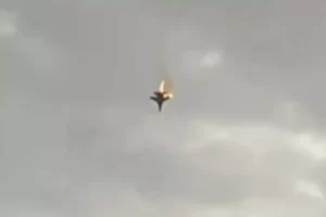 Read more about the article Un avion militar rus Su-27 s-a prăbușit în largul Peninsulei Crimeea