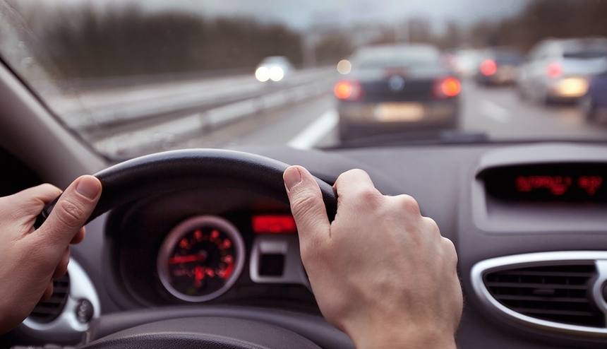 You are currently viewing Lege: Procesul de înmatriculare al vehiculelor se mută în mediul online