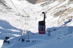 Read more about the article Cinci turişti au rămas blocaţi în telecabina de la Bâlea Lac